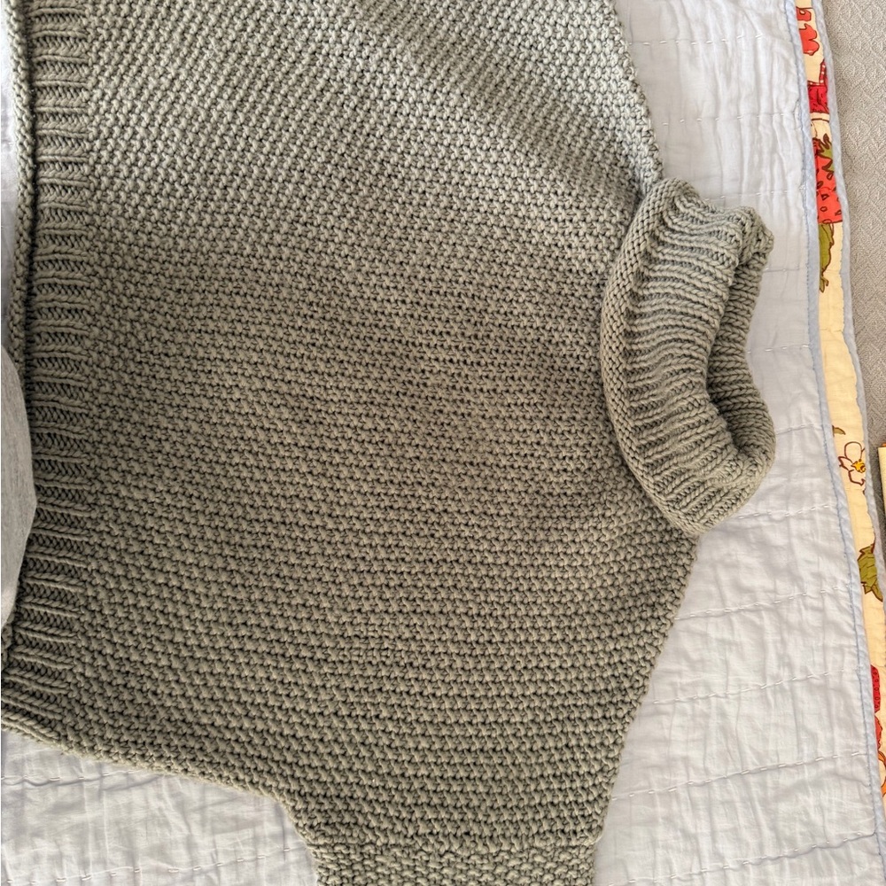 Anthropologie Moth chunky cropped Sweater